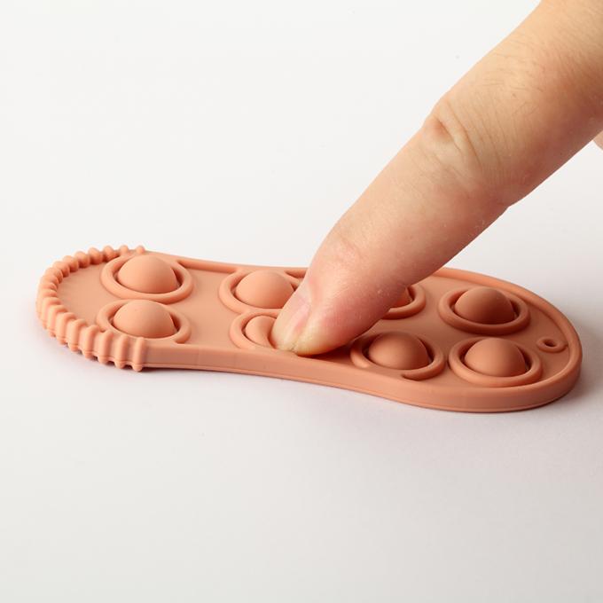 Bebê dado forma Teether do silicone do brinquedo do esforço da inquietação do silicone de 2021 crianças do produto novo sapata macia orgânica