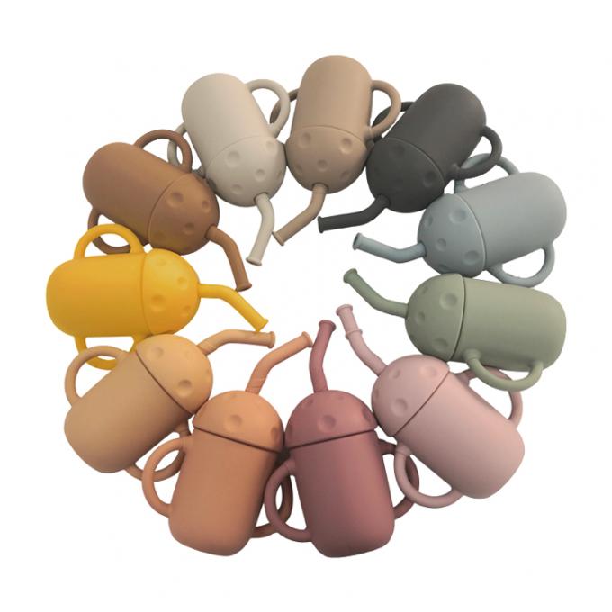Café reusável nórdico amigável livre novo da chegada 2021 BPA Eco nenhum copo de Sippy do silicone do derramamento com palha da tampa
