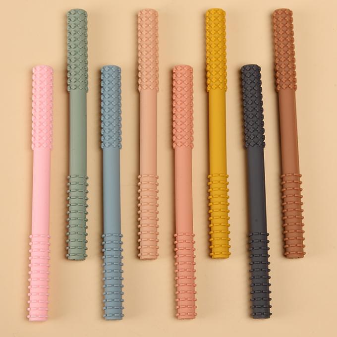 O produto 2021 novo que sai os dentes os tubos mastiga o brinquedo da vara do molar do bebê de Teether da vara com escova