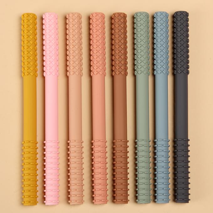 O produto 2021 novo que sai os dentes os tubos mastiga o brinquedo da vara do molar do bebê de Teether da vara com escova