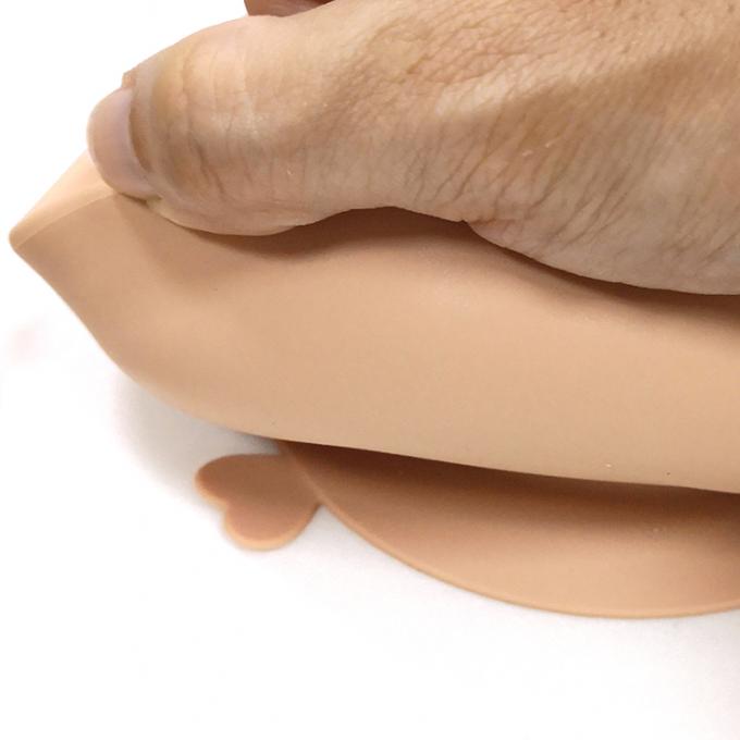 O coração de Heatresistant Manufacturer BPA da máquina de lavar louça dá forma a placas de jantar criativas da sução do silicone do bebê