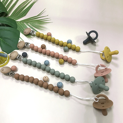 BPA Free Customized Baby Silicone Pacifier Holder Clips Chains With Baby Pacifier